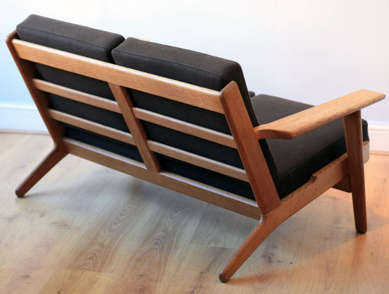 Hans Wegner – Settee