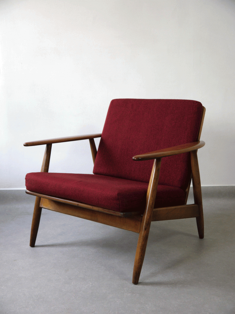 Danish – Easy Cigar Style Chair