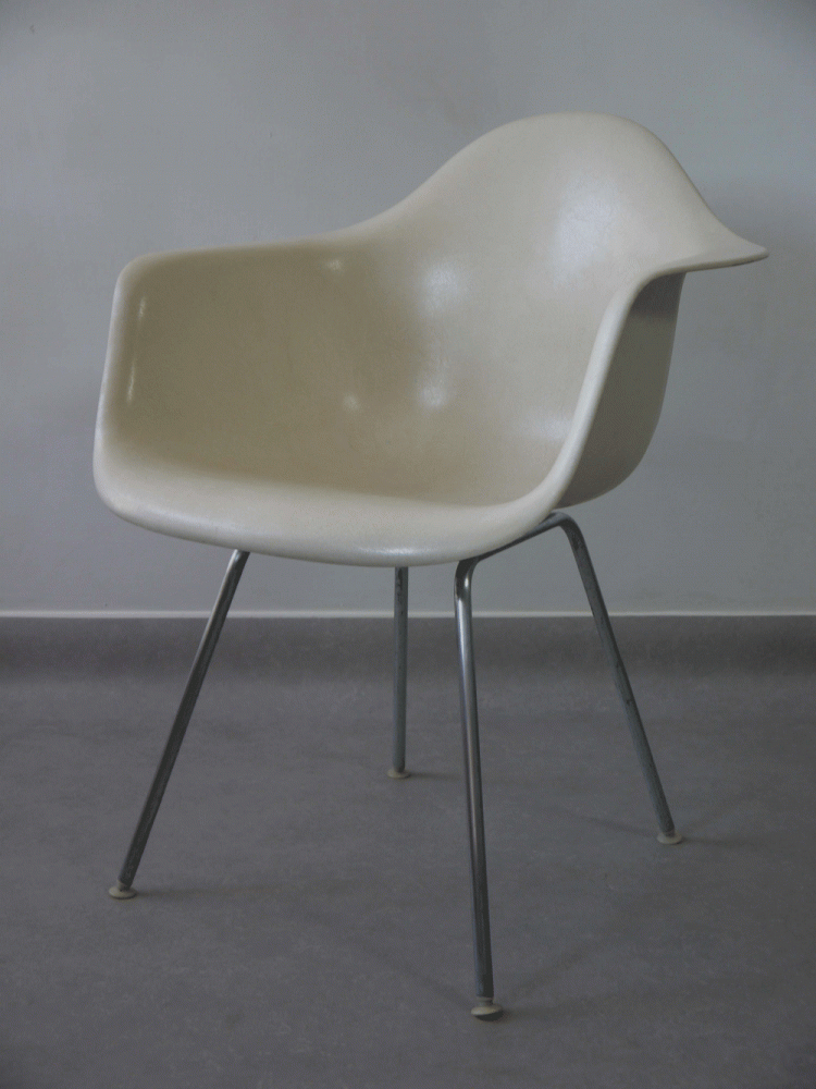 Charles and Ray Eames – DAX