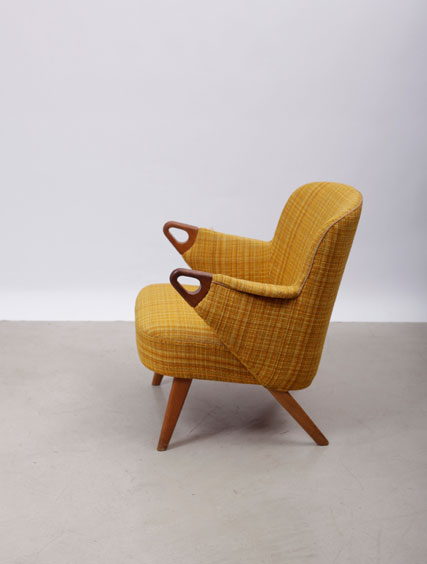 Easy Chair – Teak Arms