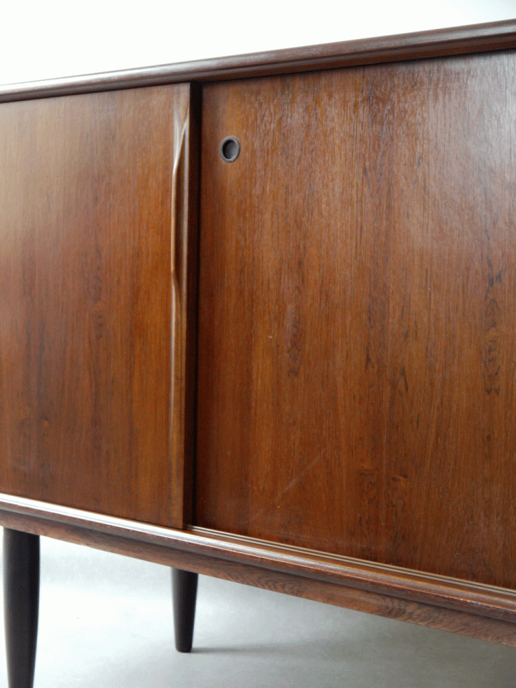 Axel Christensen – Rosewood Sideboard