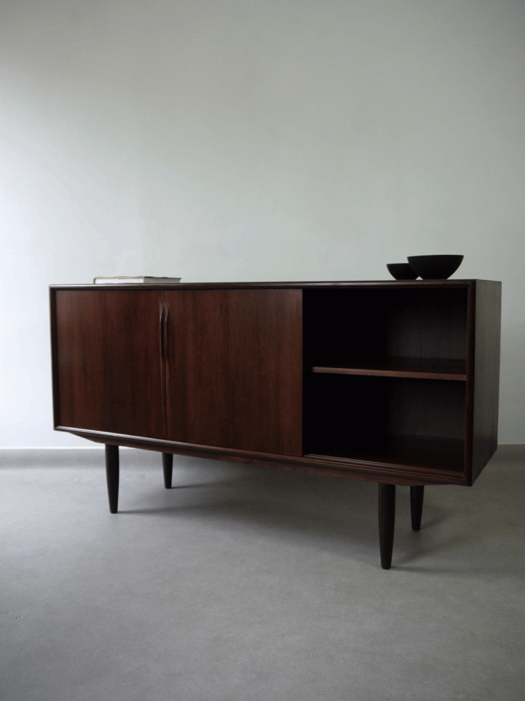 Axel Christensen – Rosewood Sideboard