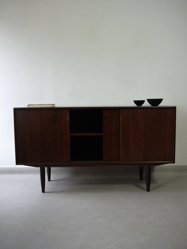 Axel Christensen – Rosewood Sideboard
