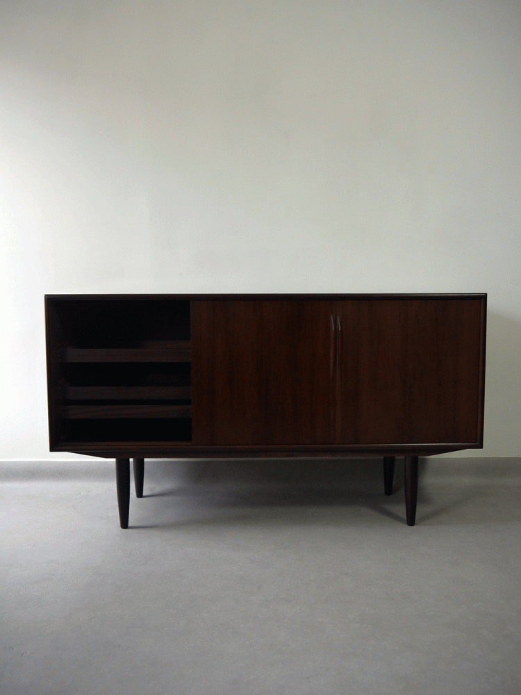 Axel Christensen – Rosewood Sideboard