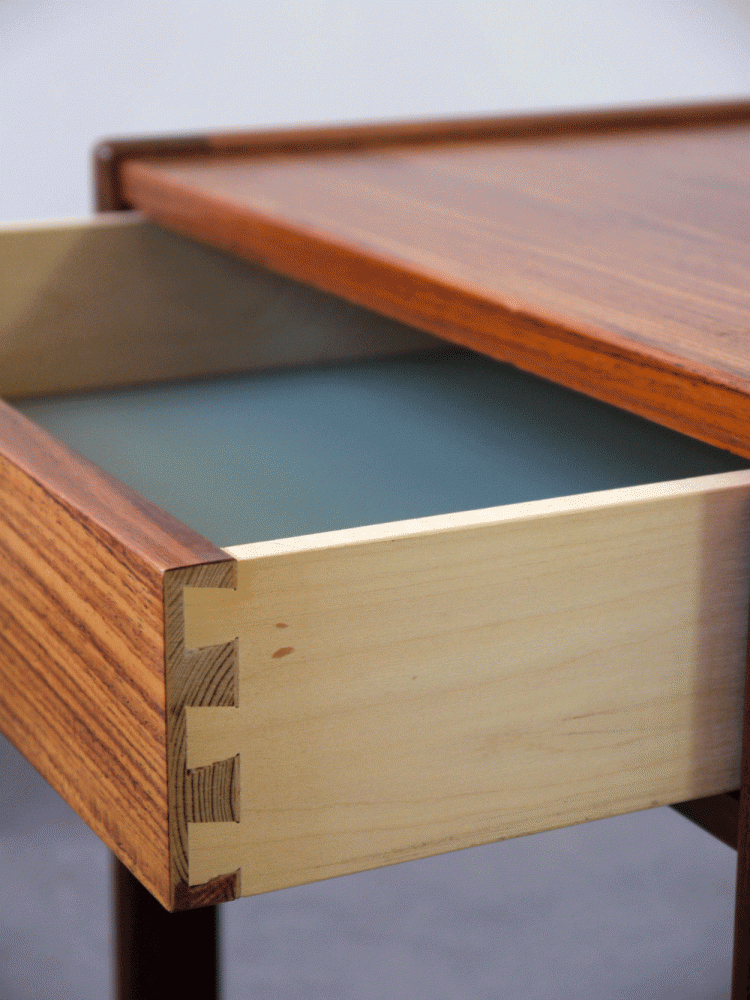 Lammhult Mobler – Rosewood Bedside Drawer Units