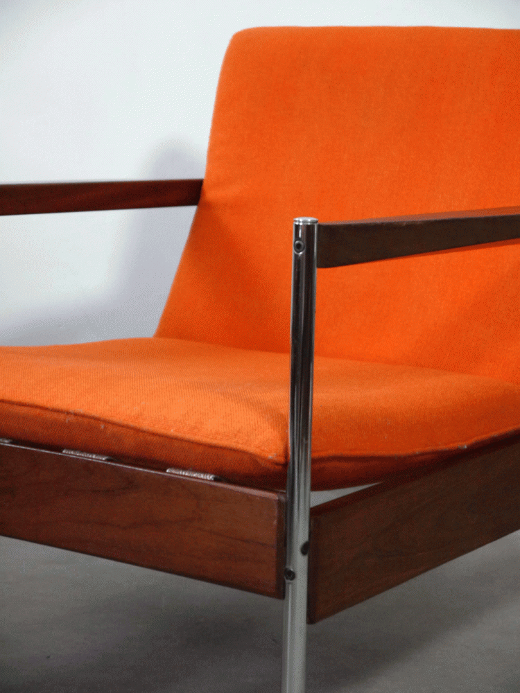 John & Sylvia Reid Style – Lounge Chair