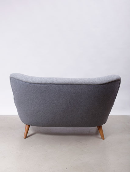 Curved – Settee
