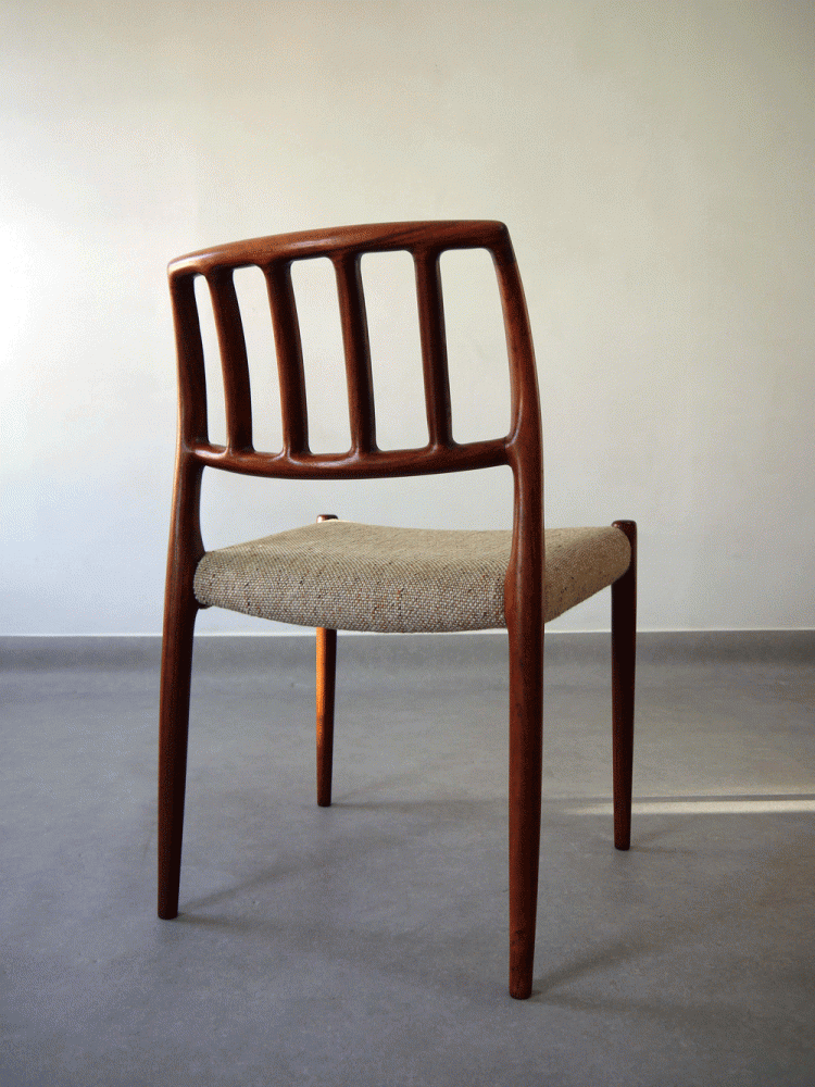 Niels Moller – 83 Rosewood Chairs