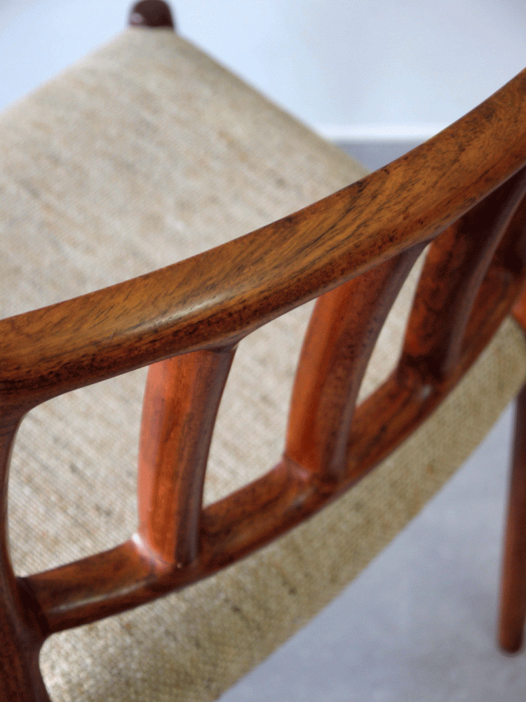Niels Moller – 83 Rosewood Chairs
