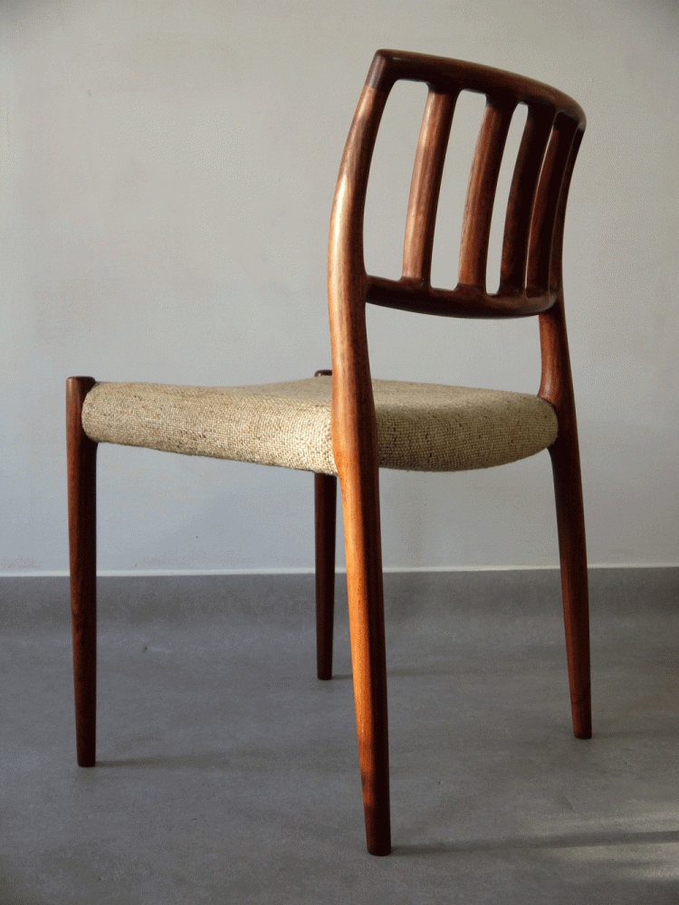 Niels Moller – 83 Rosewood Chairs