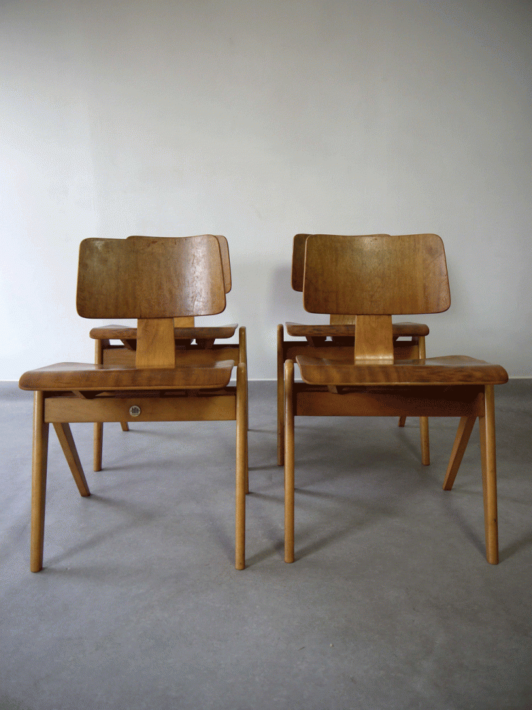 Robin Day – Set of Four Hillestak Chairs
