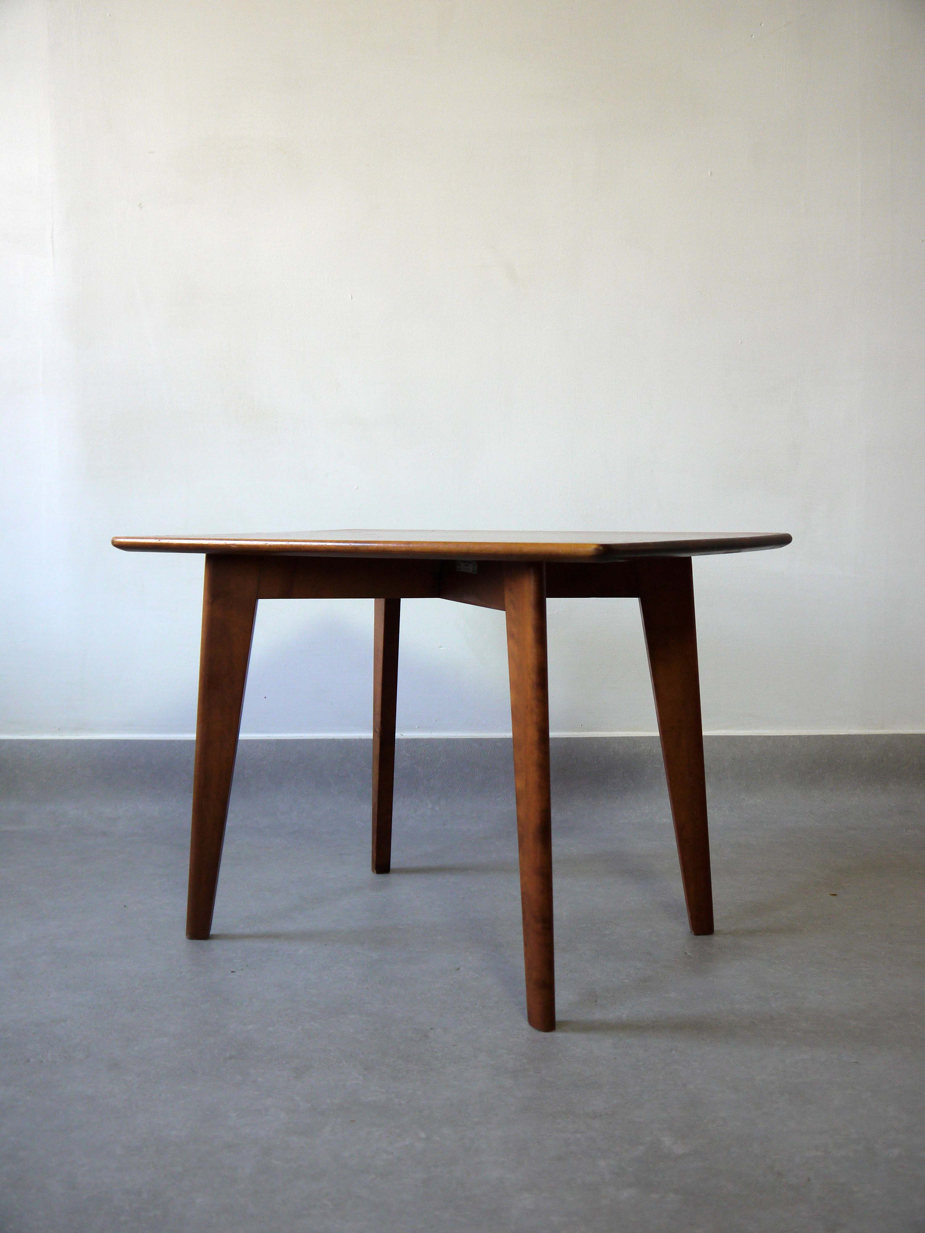 AB Nordiska – Swedish Mahogany Side Table