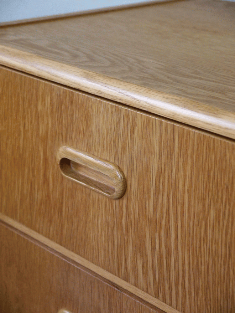 AB Carlstrom – Oak Low Boy Units