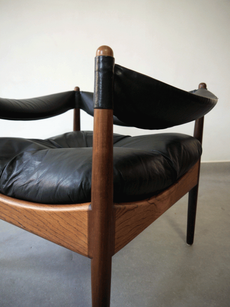 Kristian Vedel – Rosewood Queen Lounge Chair