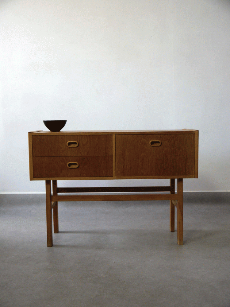 Danish – Oak Console Unit