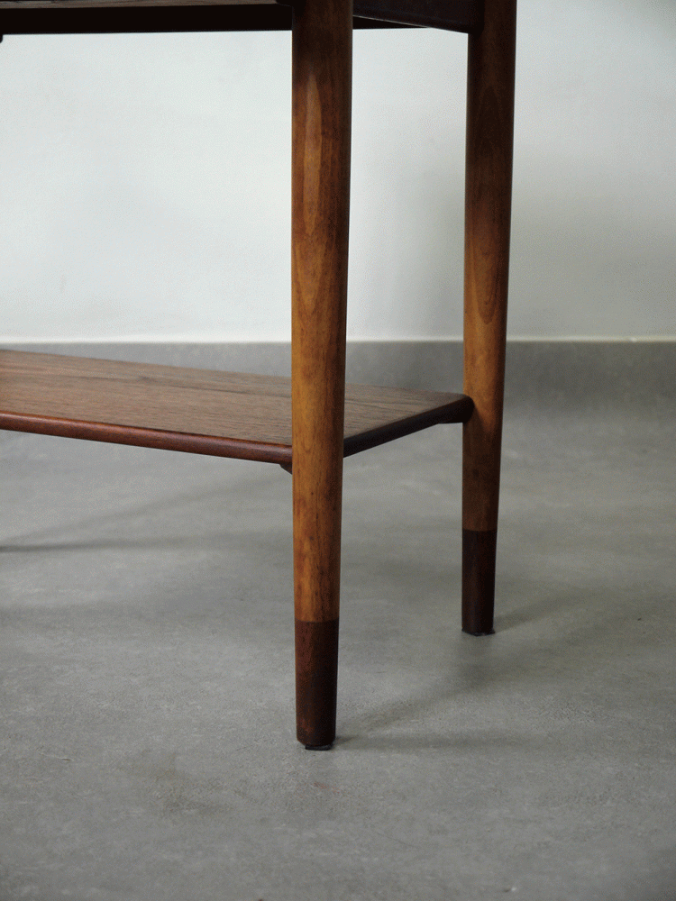 Borge Mogenson – Nightstand with Drawer