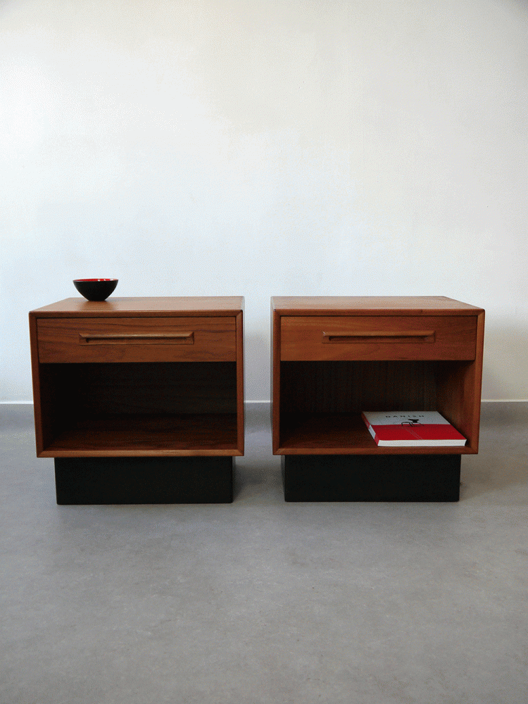 Westnofa Norway – Pair of Bedside Tables
