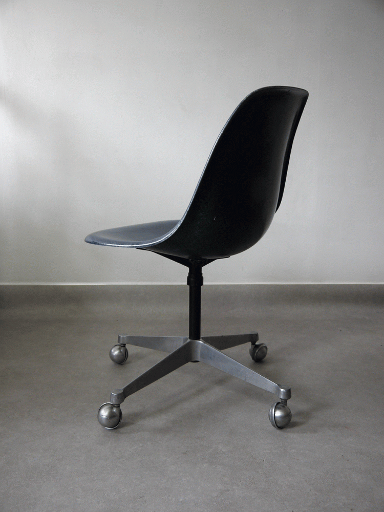 Charles and Ray Eames – Swivel Contract Side Chair