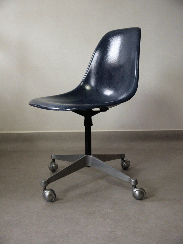 Charles and Ray Eames – Swivel Contract Side Chair