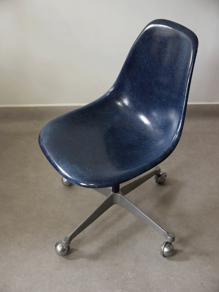 Charles and Ray Eames – Swivel Contract Side Chair
