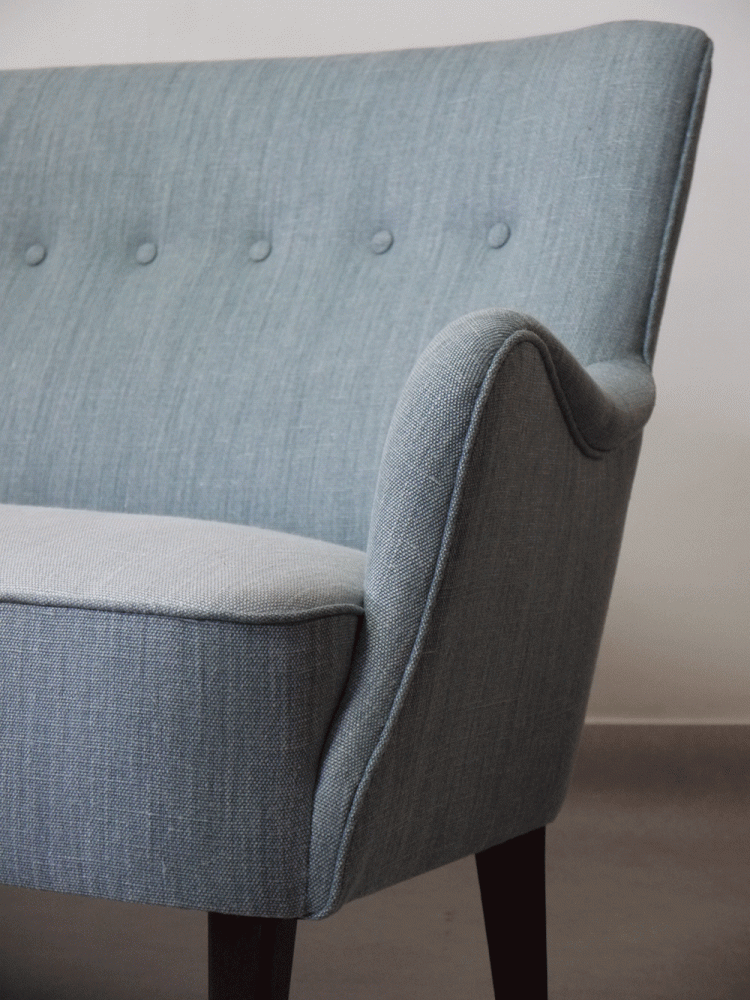 Finn Juhl Style – Curved Upholstered Sofa