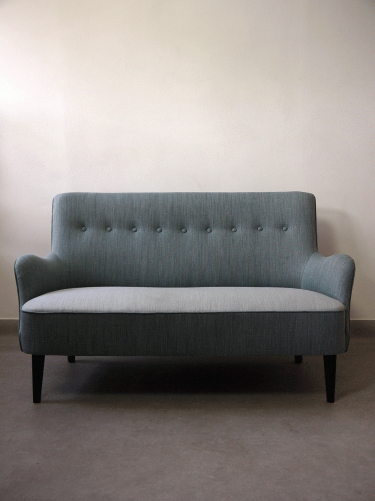 Finn Juhl Style – Curved Upholstered Sofa