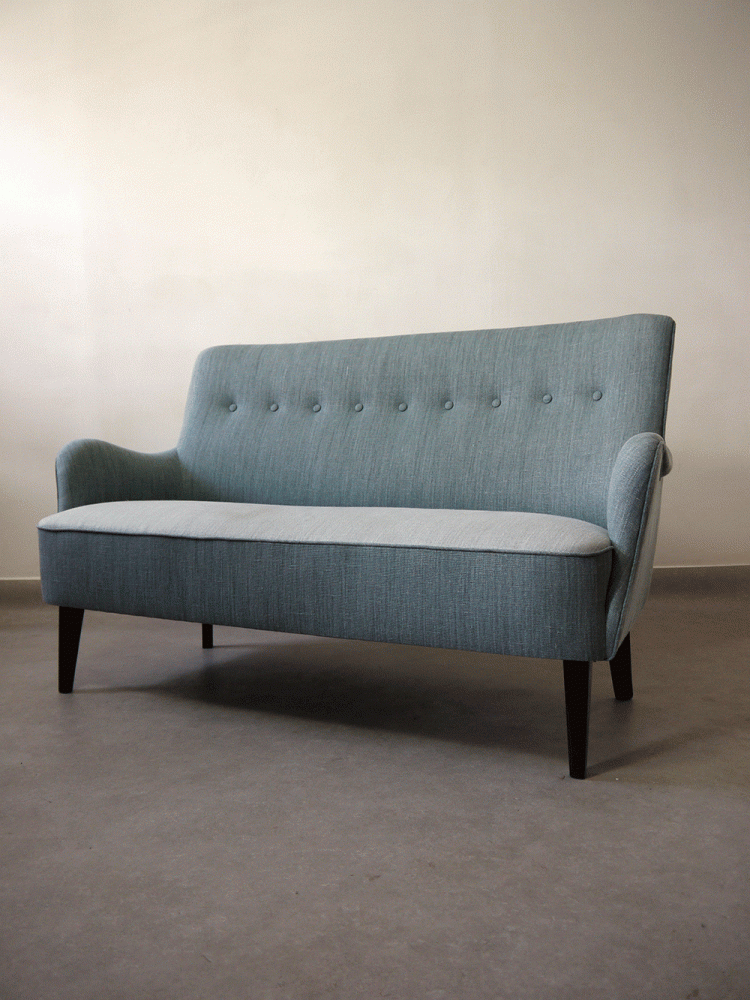 Finn Juhl Style – Curved Upholstered Sofa