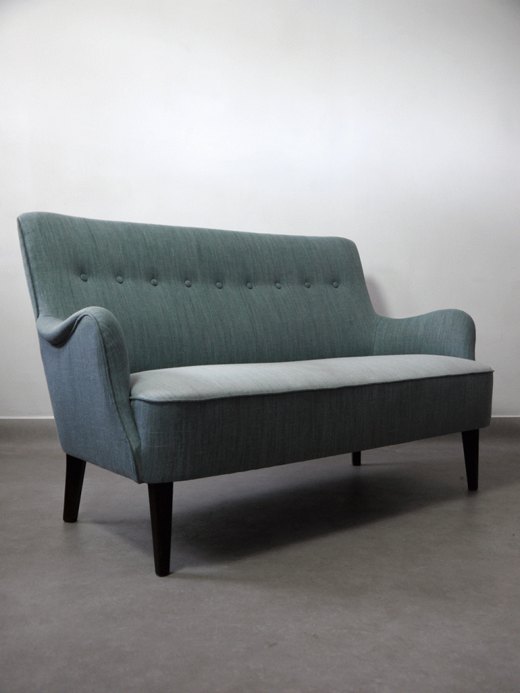 Finn Juhl Style – Curved Upholstered Sofa