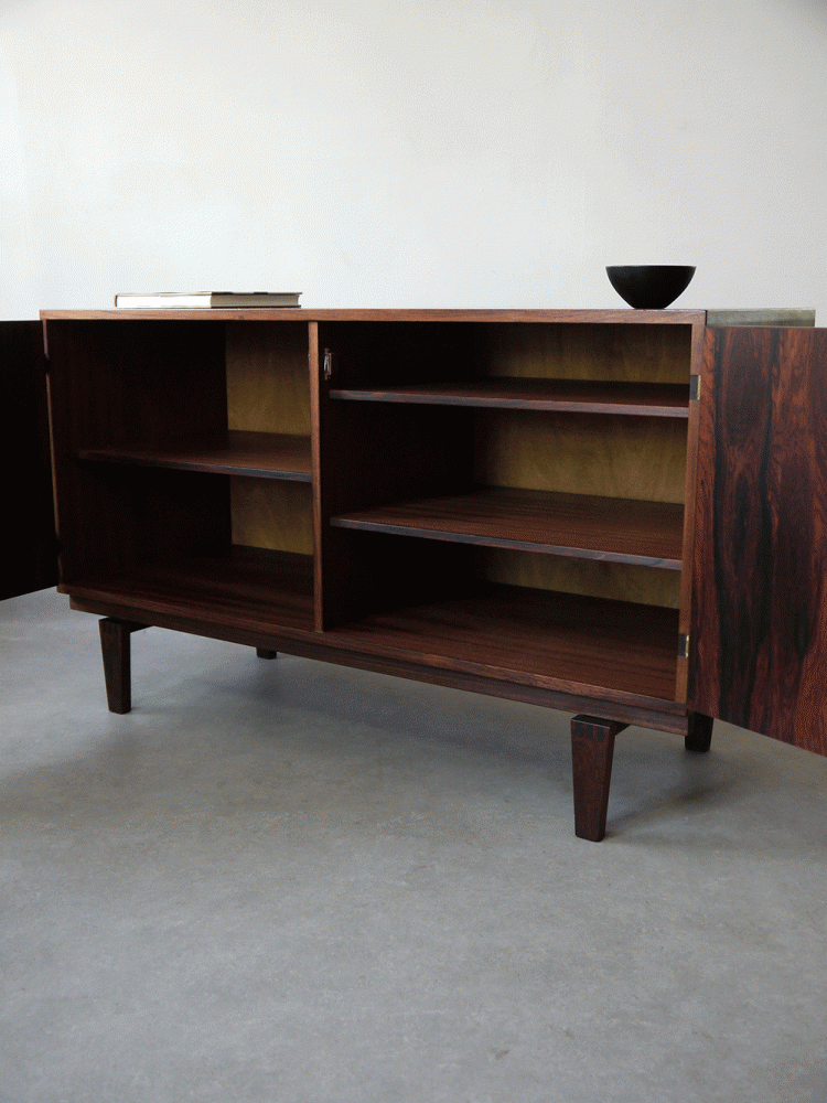 Peter Lovig – Rosewood Cabinet Sideboard