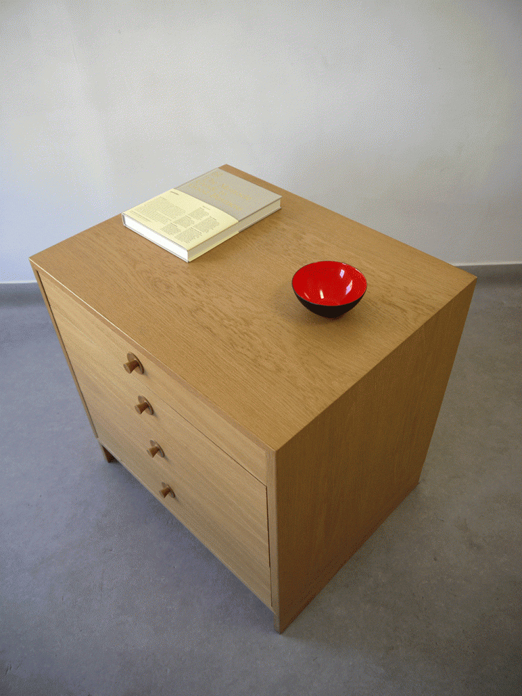 Karl Anderssen – Low Oak Drawer Unit