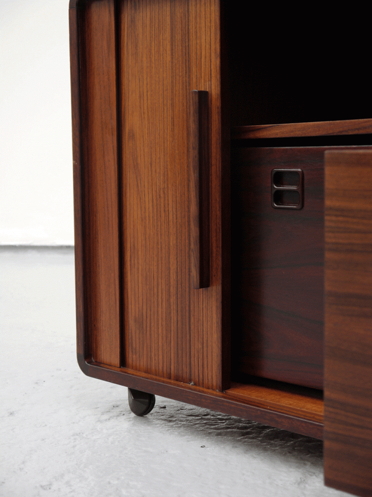 Drylund – Tambour Door Rosewood Cabinet
