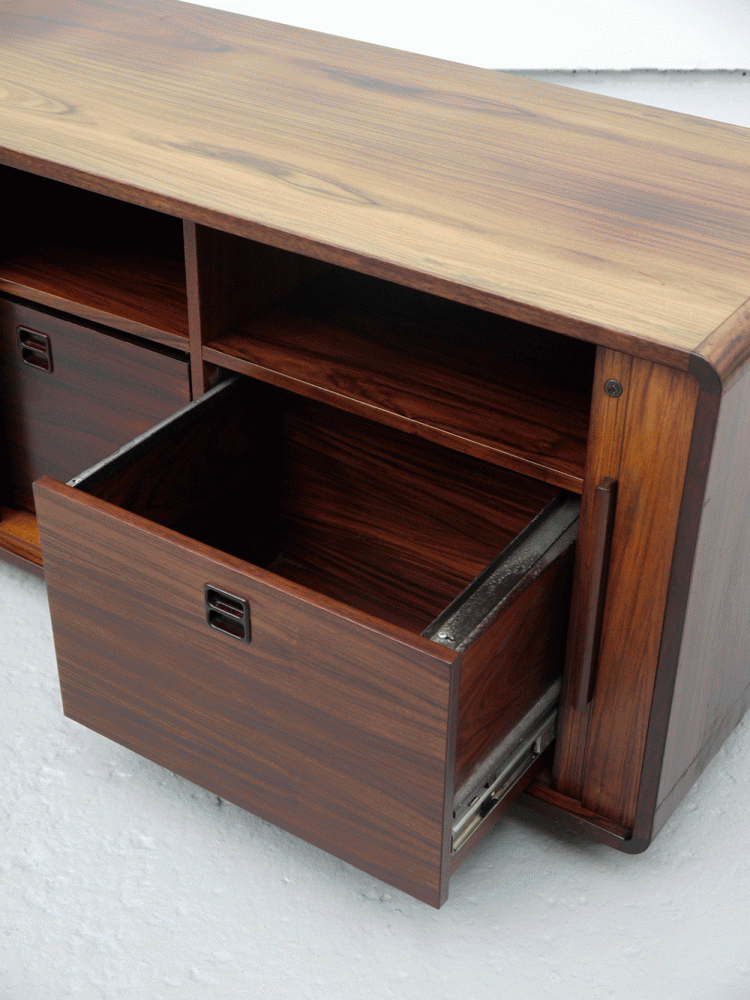 Drylund – Tambour Door Rosewood Cabinet