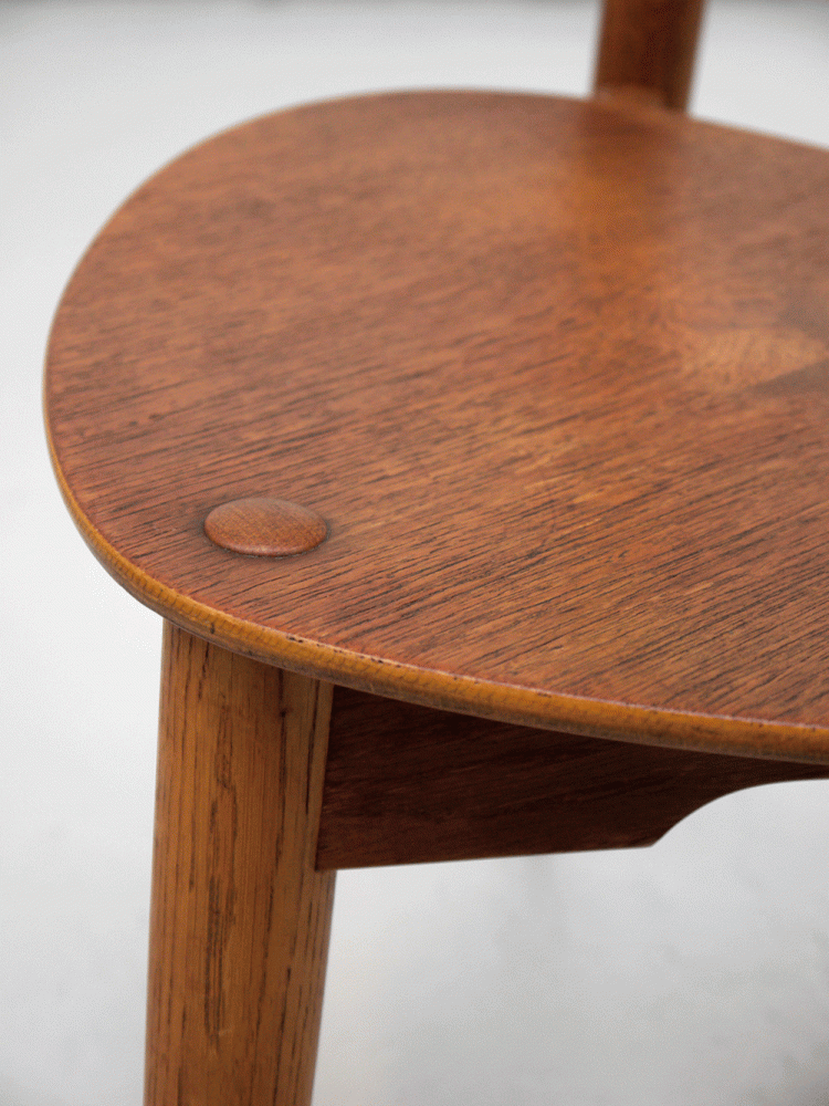 Hans Wegner – Heart Dining Table and Chairs