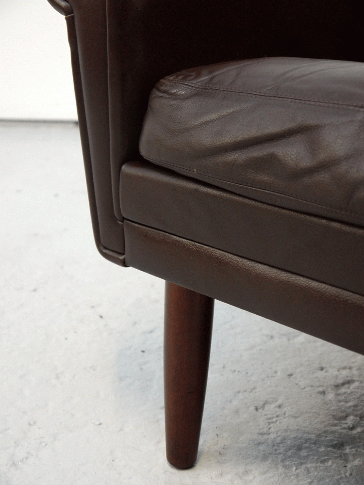 Illum Wikkelso Style – Leather Lounge Chair