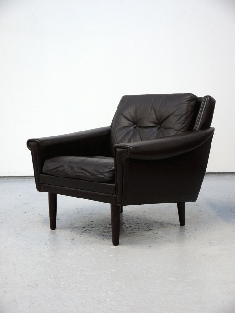Illum Wikkelso Style – Leather Lounge Chair