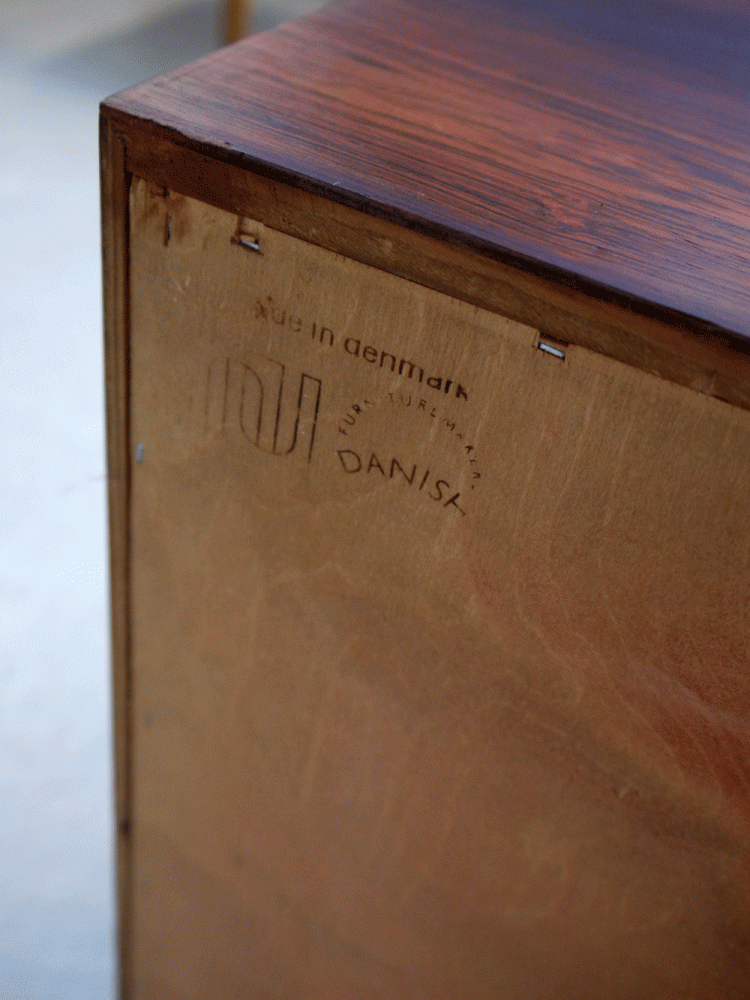 Poul Hundevad – Lockable Rosewood Sideboard