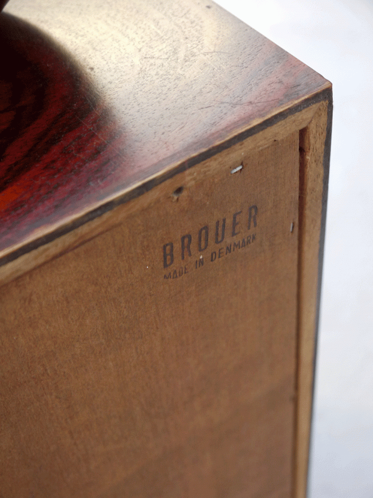 Brouer Denmark – Rosewood Cabinet