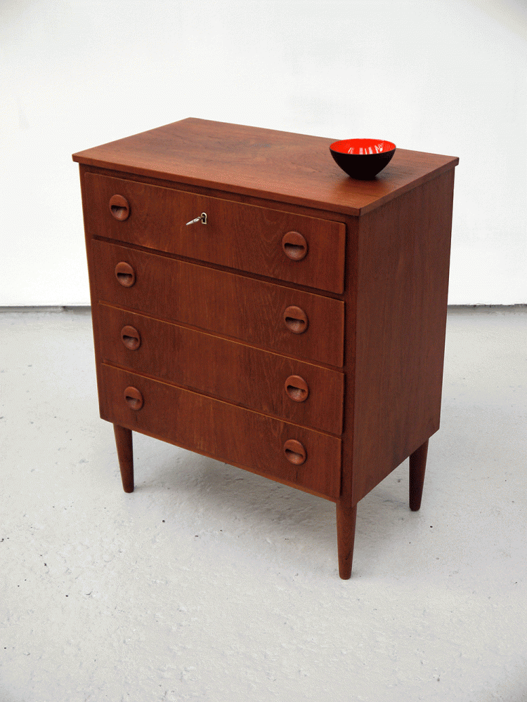 Danish – Lockable Low Drawer Unit