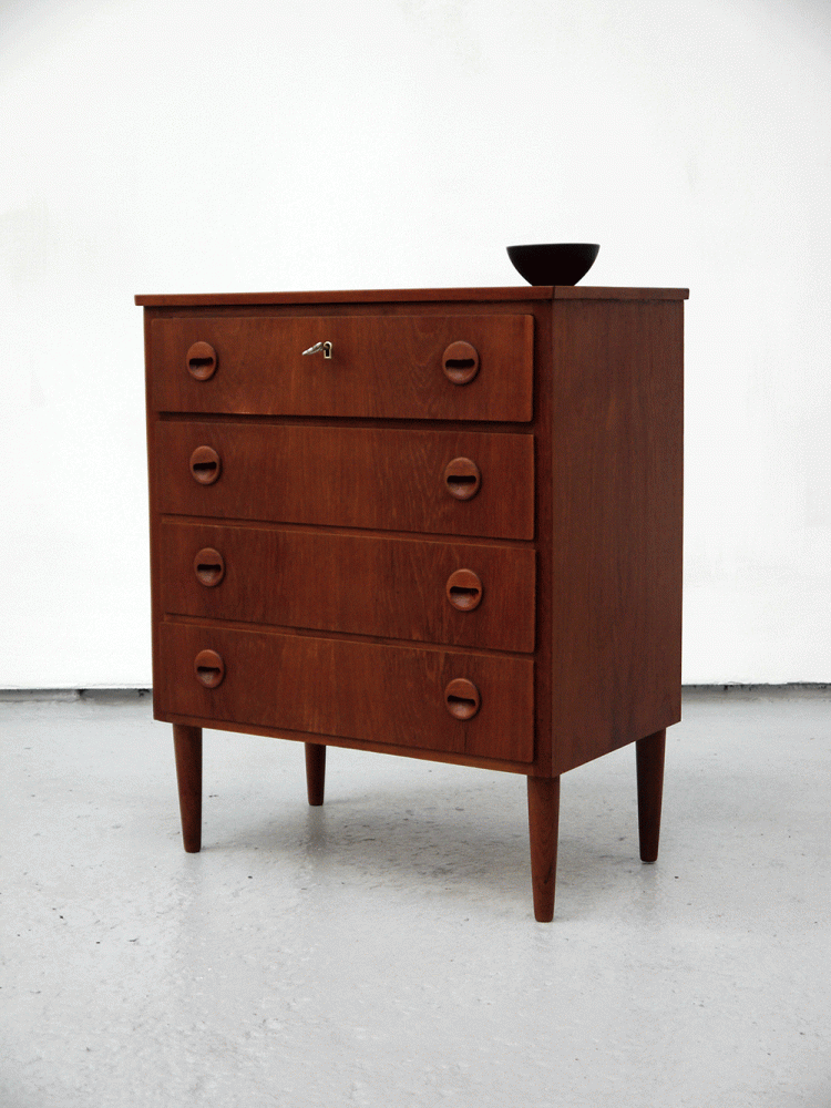 Danish – Lockable Low Drawer Unit