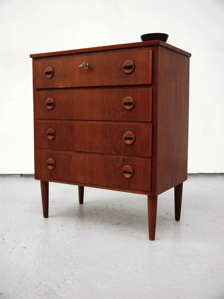 Danish – Lockable Low Drawer Unit
