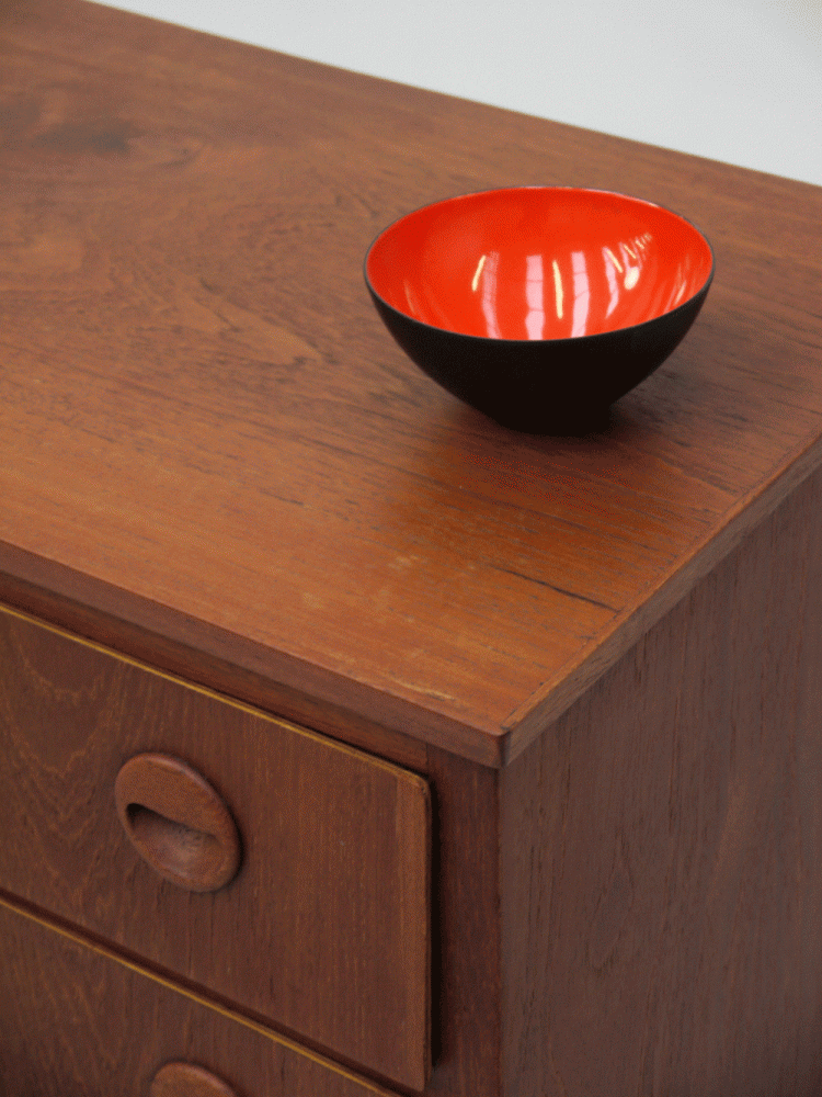 Danish – Lockable Low Drawer Unit