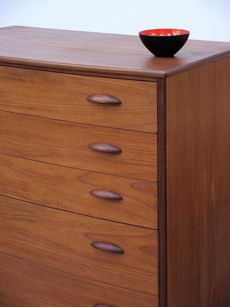 Danish – Teak and Oak Bow Front Drawer Unit