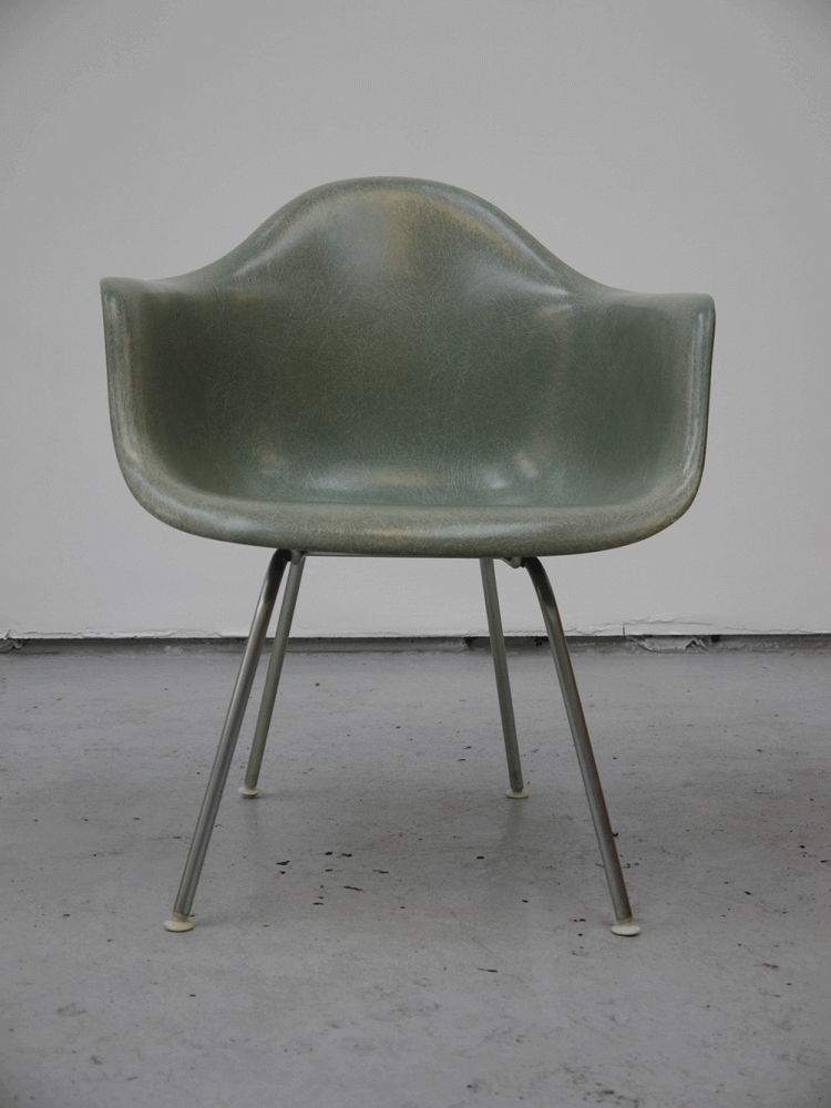 Charles and Ray Eames – Original 1957 Seafoam Shell Chair