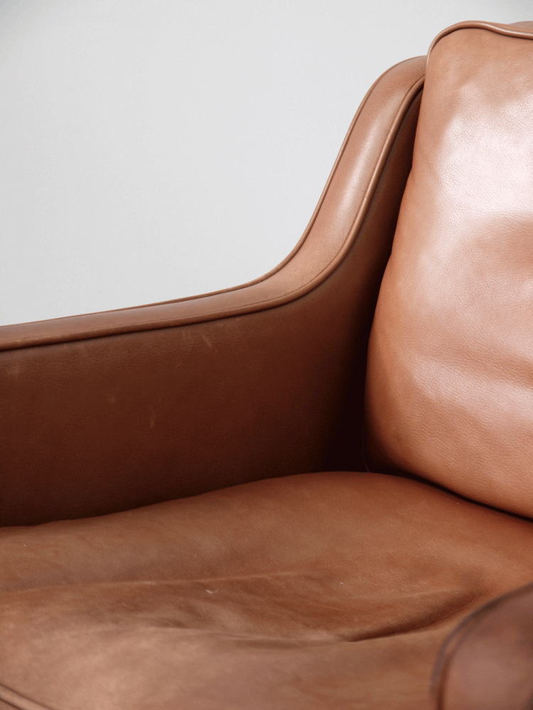 Borge Mogensen – Tan Leather Lounge Chairs