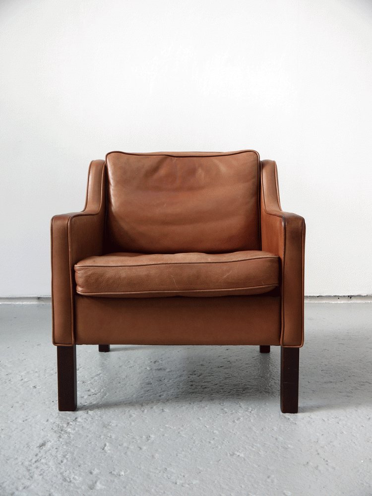 Borge Mogensen – Tan Leather Lounge Chairs