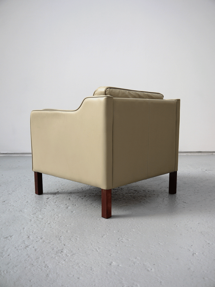 Skalma Denmark – Pair of Leather Lounge Chairs