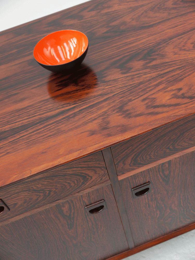 Brauor – Danish Rosewood Cabinet