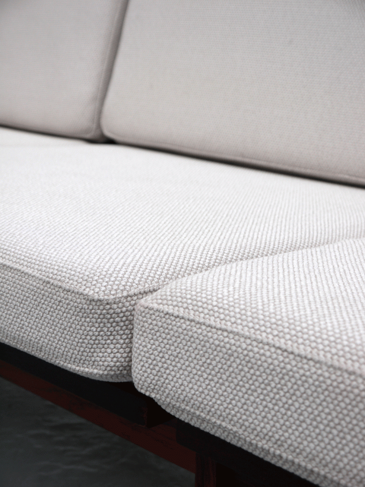 Illum Wikkelso – Rosewood Capella Sofa