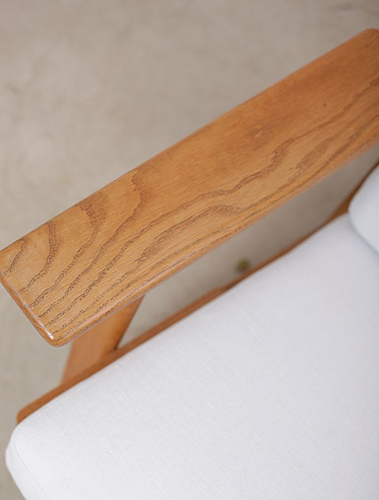 Hans Wegner – Plank Arm Chairs