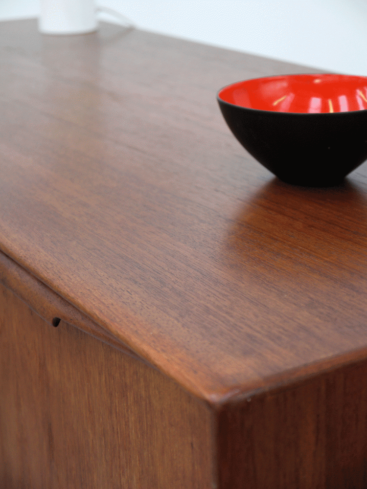 Arne Vodder – Dyrlund Bar Cabinet